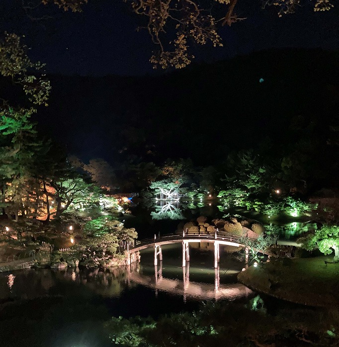 　栗林公園の紅葉ライトアップ①