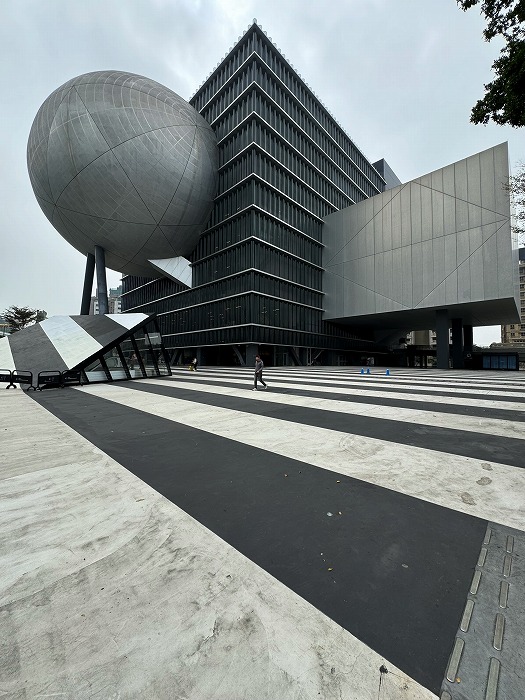 　　　　台北表演芸術中心　Taipei Performing Arts Center（OMA）